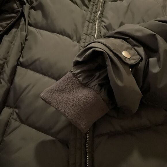 Lands’ End Women’s Down  Black Puffer Jacket size M ⭐️ - Picture 8 of 8